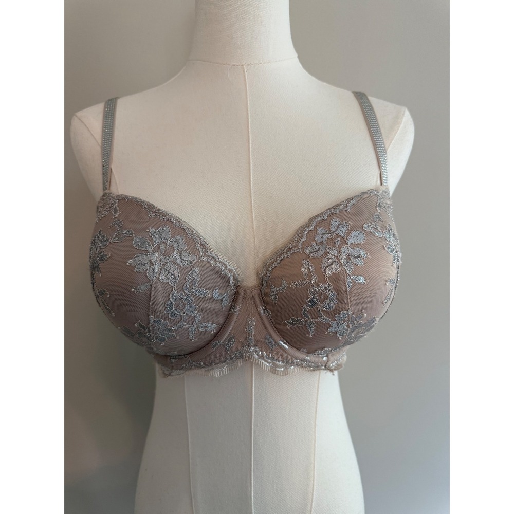 Victoria's Secret Dream Angels Lace‎ Rhinestone Strap Bra 34DD Beige Silver